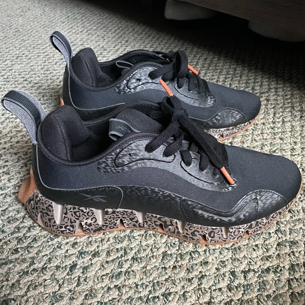 Reebok Zig Dynamica running sneakers